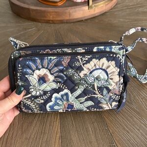 Vera Bradley Women’s Crossbody